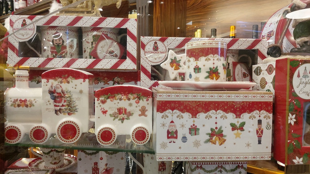 Karácsonyi porcelánok